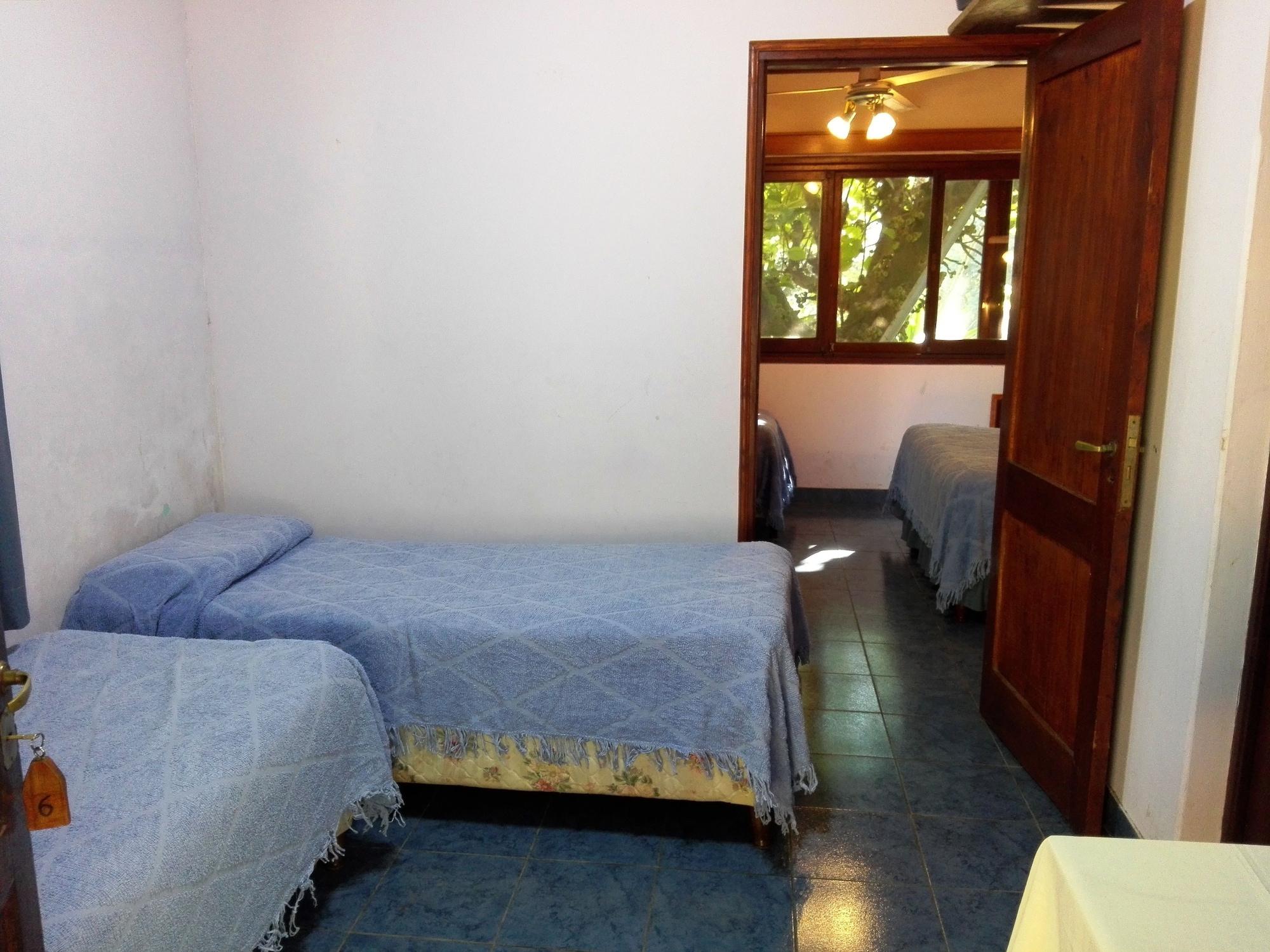 Hosteria La Cabana بويرتو إجوازو المظهر الخارجي الصورة